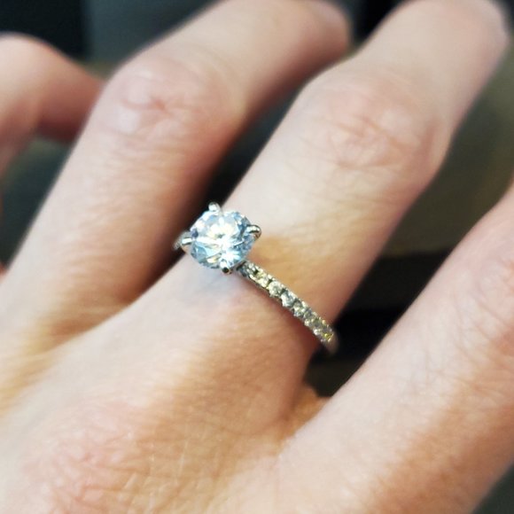 Size 9.25 925 Sterling Silver Round Cubic Zirconia Gem Cute Ring - Picture 3 of 8